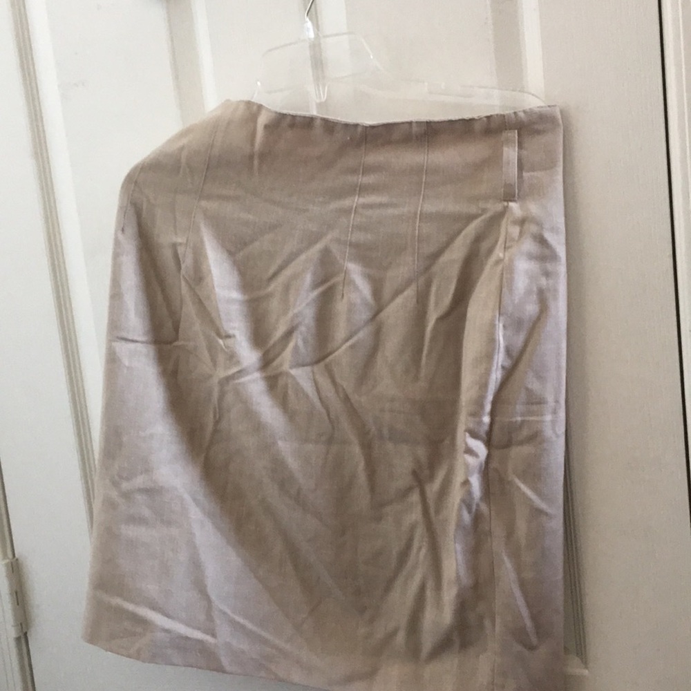 FINAL MARKDOWN Ladies Briggs skirt 12